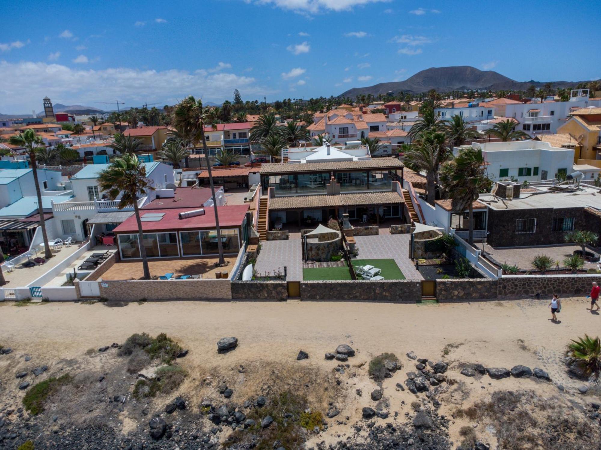 Villa Marina II Beachfront Corralejo By Holidays Home Esterno foto